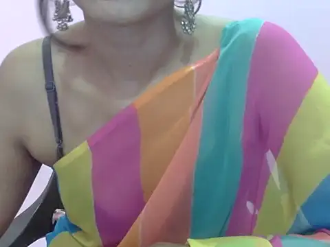 Snapshot of Laila_Cute chatting on 11, 6, 2026 Laila Cute online show from 11, 6, 2026