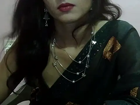 Snapshot of Laila_Cute chatting on 20, 6, 2026 Laila Cute online show from 20, 6, 2026
