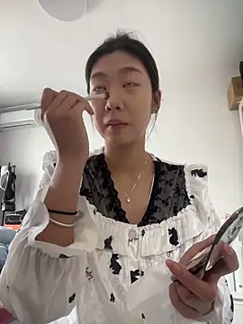 Snapshot of chibaoao66 chatting on 26, 10, 2025 chibaoao66 online show from 26, 10, 2025