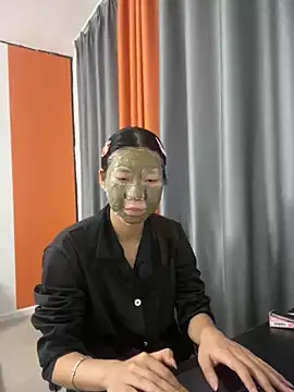 Snapshot of chibaoao66 chatting on 23, 11, 2025 chibaoao66 online show from 23, 11, 2025