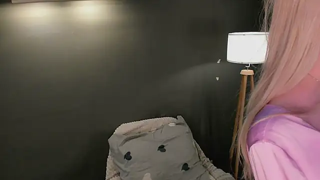 Snapshot of PocketDollX chatting on 7, 6, 2026 PocketDollX online show from 7, 6, 2026