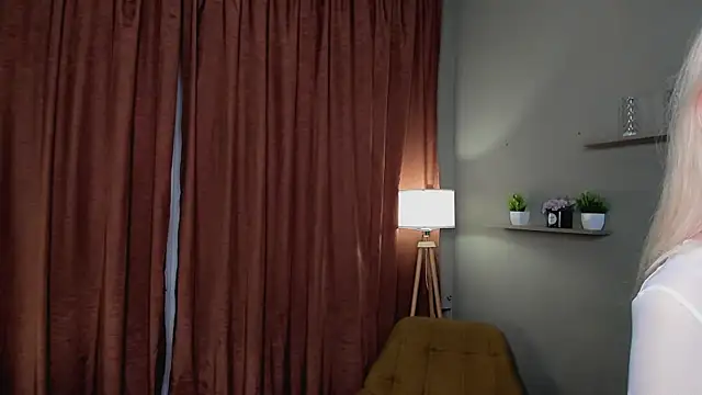 PocketDollX online show from 25, 7, 2026