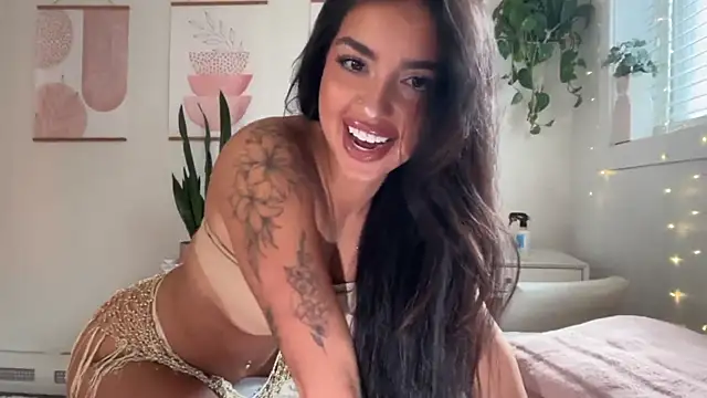 Snapshot of ariajacksonx chatting on 28, 4, 2026 ariajacksonx online show from 28, 4, 2026