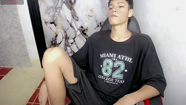 Im david02 online show from 18, 12, 2025