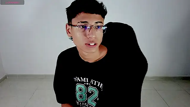 Im david02 online show from 6, 4, 2026