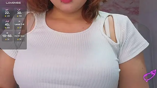 Snapshot of mia_foster_t chatting on 7, 2, 2026 mia foster t online show from 7, 2, 2026