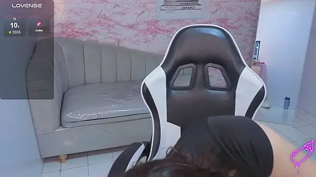 Snapshot of mia_foster_t chatting on 27, 2, 2026 mia foster t online show from 27, 2, 2026