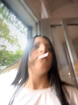 ArieliciousXXX online show from 10, 2, 2026