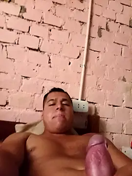 Snapshot of Alex321Flores chatting on 20, 5, 2026 Alex321Flores online show from 20, 5, 2026