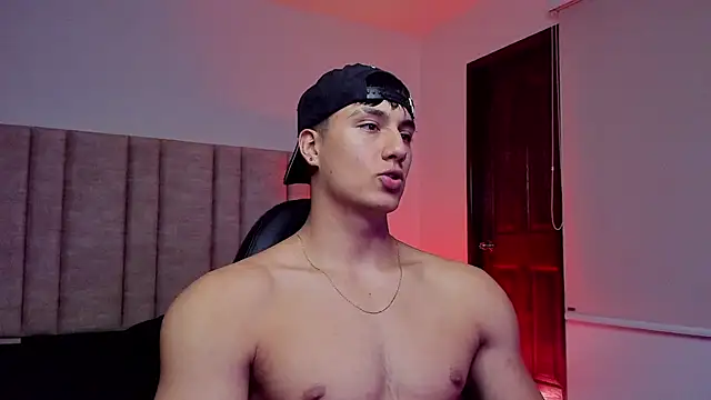 Snapshot of CHRIS_MORGAN1 chatting on 30, 10, 2025 CHRIS MORGAN1 online show from 30, 10, 2025