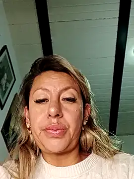 GisellTorres36 online show from 10, 6, 2026