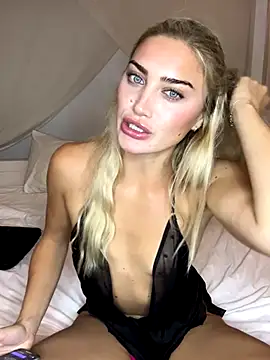 Snapshot of Aurii_Angel chatting on 6, 11, 2025 Aurii Angel online show from 6, 11, 2025