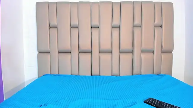 AlanaRosee   online show from 8, 11, 2025