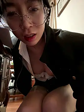 Snapshot of yourkeer chatting on 7, 1, 2026 yourkeer online show from 7, 1, 2026