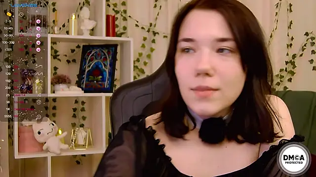 Kelly foox online show from 4, 2, 2026