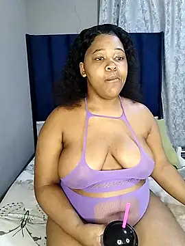 SweetJuicyPussy97 online show from 26, 2, 2026