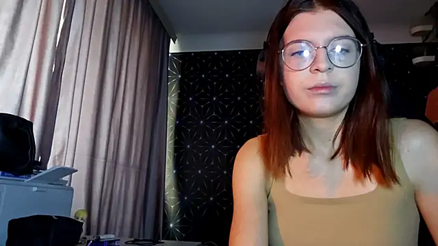 LissaKradfer online show from 14, 10, 2025