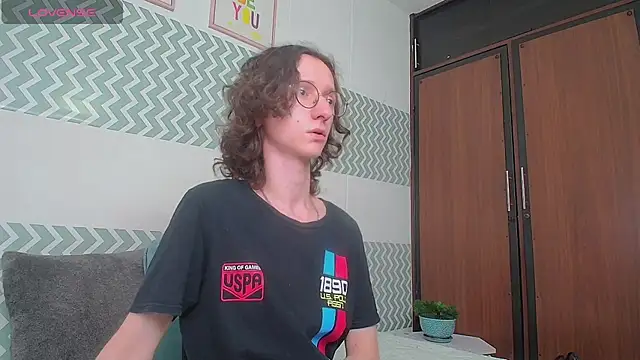 White King4 online show from 7, 10, 2025