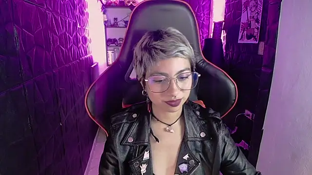 lunarichy22 online show from 24, 2, 2026