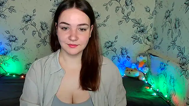 Snapshot of OliviaMontgommery chatting on 15, 5, 2026 OliviaMontgommery online show from 15, 5, 2026