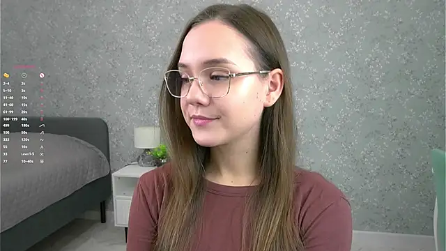 SweetSaraPie online show from 5, 12, 2025