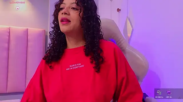 Snapshot of CamilaLevy chatting on 2, 5, 2026 CamilaLevy online show from 2, 5, 2026