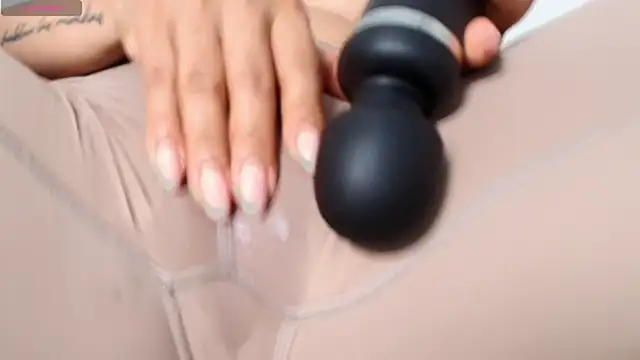 Snapshot of Shanell_Rousex chatting on 30, 10, 2025 Shanell Rousex online show from 30, 10, 2025