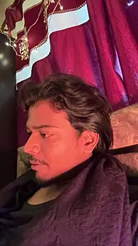 Ujjwallkumar0069 online show from 2, 12, 2025