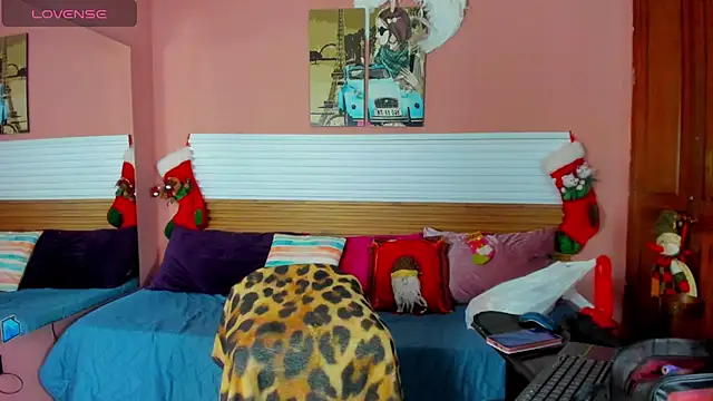 Tiffannydoll99 online show from 22, 12, 2025