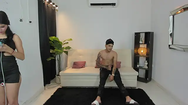 amazinghotgirl online show from 13, 2, 2026