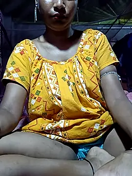 Snapshot of Hotty-romi3 chatting on 5, 10, 2025 Hotty-romi3 online show from 5, 10, 2025