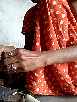 Hotty-romi3 online show from 27, 11, 2025