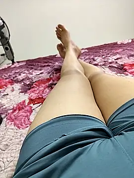 Snapshot of Mymy_love91 chatting on 5, 4, 2026 Mymy love91 online show from 5, 4, 2026