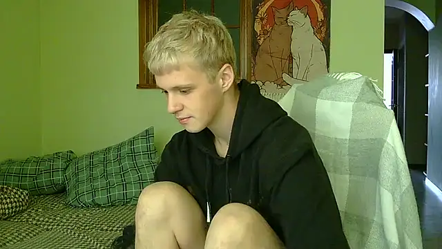 Snapshot of _Timmy_Boy_ chatting on 12, 10, 2025  Timmy Boy  online show from 12, 10, 2025