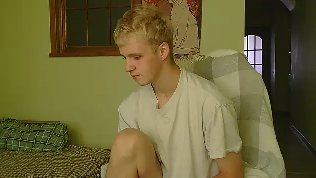 Snapshot of _Timmy_Boy_ chatting on 15, 10, 2025  Timmy Boy  online show from 15, 10, 2025