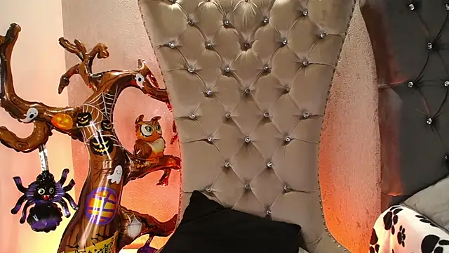 MateoMitchell online show from 28, 10, 2025