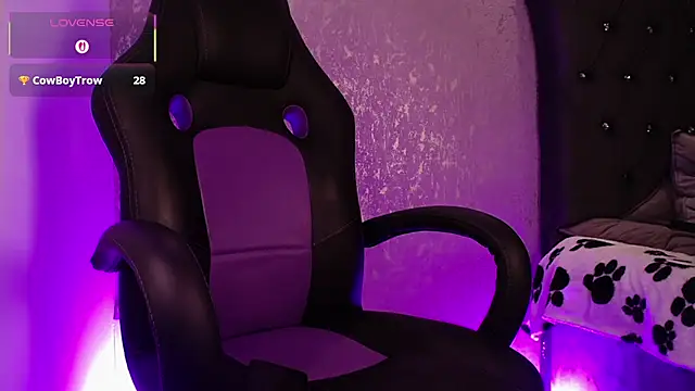 MateoMitchell online show from 22, 11, 2025