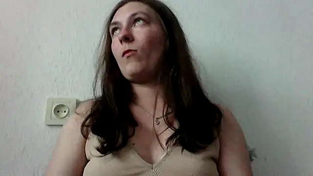 Snapshot of Twolatte1520 chatting on 28, 5, 2026 Twolatte1520 online show from 28, 5, 2026