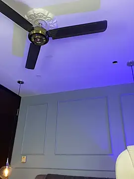 Rose monroee online show from 8, 4, 2026