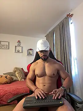 Ezzio Scolaro online show from 5, 2, 2026