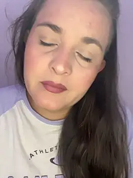 Anyhot latina online show from 12, 11, 2025