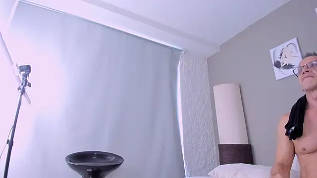 Snapshot of _axelking_ chatting on 9, 10, 2025 axelking online show from 9, 10, 2025