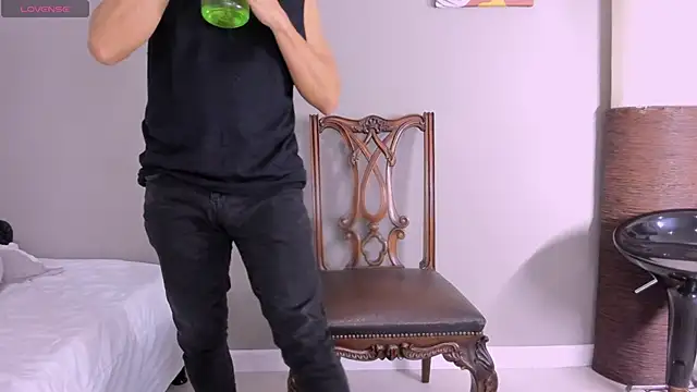 Snapshot of _axelking_ chatting on 21, 10, 2025 axelking online show from 21, 10, 2025