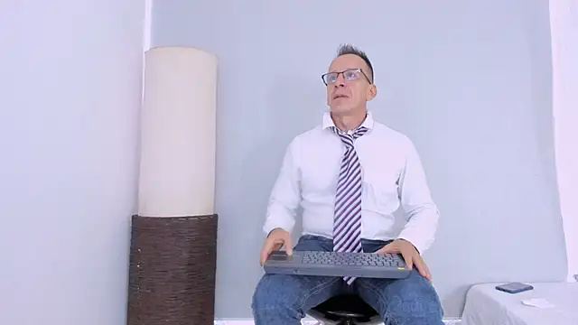 Snapshot of _axelking_ chatting on 19, 11, 2025 axelking online show from 19, 11, 2025