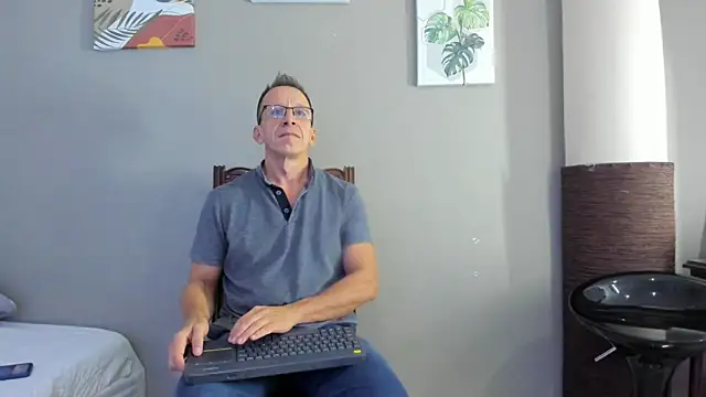 Snapshot of _axelking_ chatting on 24, 11, 2025 axelking online show from 24, 11, 2025