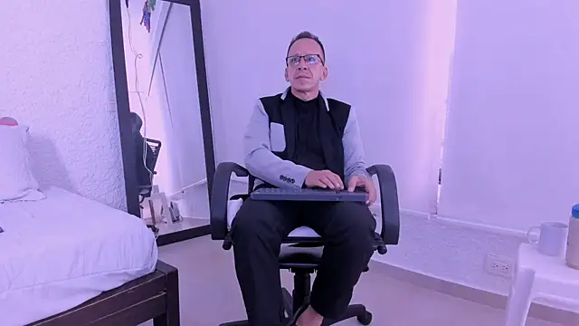  axelking  online show from 2, 3, 2026