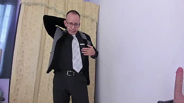  axelking  online show from 9, 4, 2026