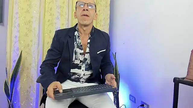 Snapshot of _axelking_ chatting on 8, 5, 2026 axelking online show from 8, 5, 2026