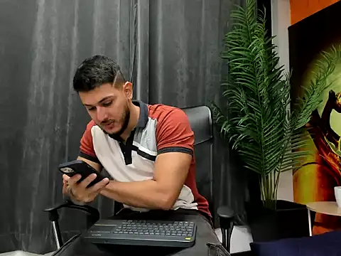 Snapshot of jasonshaw25 chatting on 21, 2, 2026 jasonshaw25 online show from 21, 2, 2026