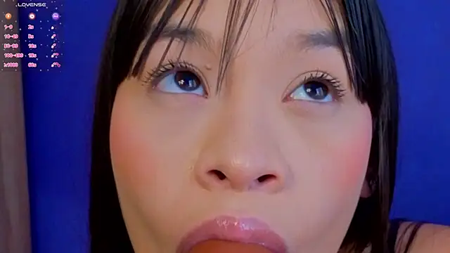 kimhilton  online show from 29, 3, 2026